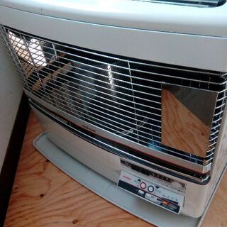 トヨトミ 煙突ストーブ 2015年製 木造 ～17畳 半密閉式石油ストーブ HR-650Fの画像