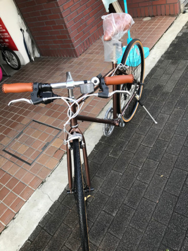 700ｃ　クロスバイク　7段変速　ブラウン　新車