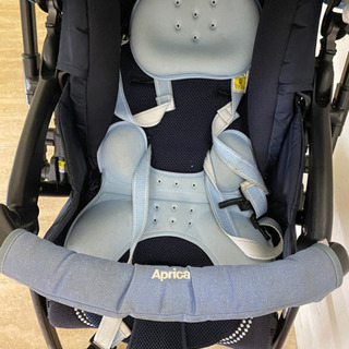 アップリカA型ベビーカーおまけ付きの画像