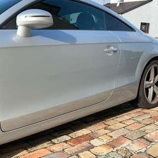 Audi TT クワトロの画像