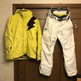 blue blood ウェアの画像