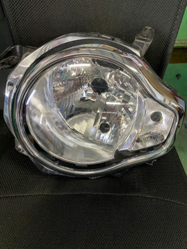 ハスラー　左側ベッドライト