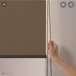 〖試用期間1週間のほぼ未使用！〗ロールカーテンの画像