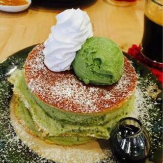 『濃厚な抹茶パンケーキ食べに行きませんか☕』