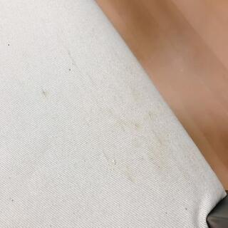 シックなダイニングテーブル＆いすの画像