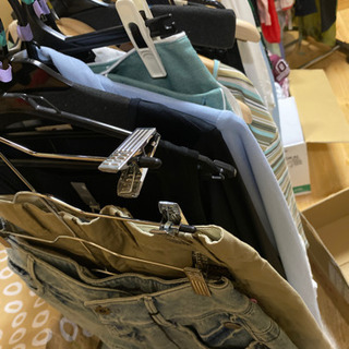 年末年始大幅割引で新品ブランド服セールします！の画像