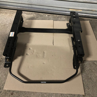 スイフト　ZC11  RECARO レカロ　シートレール　