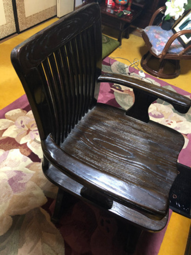 テーブル椅子二脚セット値引き可能