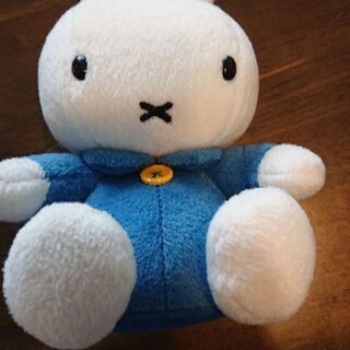 ミッフィーちゃんぬいぐるみの画像
