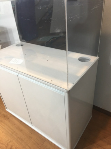 アクリル水槽、水槽台、上部フィルター等一式