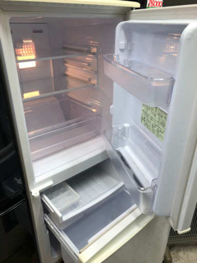 SHARP 2ドア どっちもつけかえドア 冷蔵庫 137L sj-uw14-w