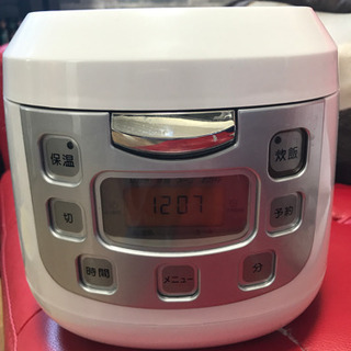 3.5合炊き炊飯器の画像