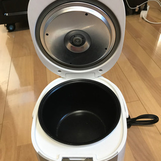 3.5合炊き炊飯器の画像