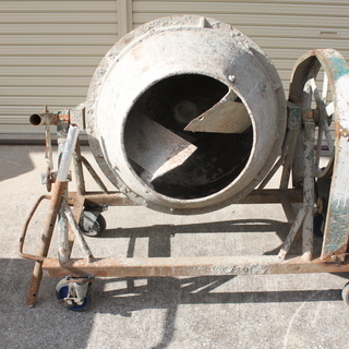 100V電気式　動作OK品　建設機械■コンクリートミキサー■撹拌...