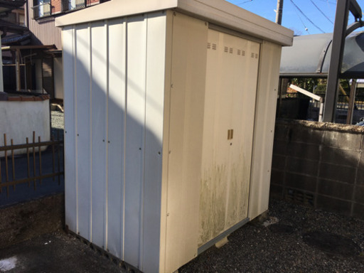 外小屋です　　キング工業　180センチ