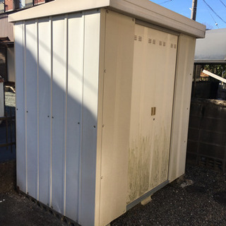 外小屋です　　キング工業　180センチ