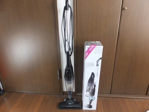 山善 　YAMAZEN　スティッククリーナー ZSA-BA401-B　掃除機　コード付き　美品です。