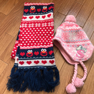 USJ エルモマフラー、スヌーピーニット帽の画像