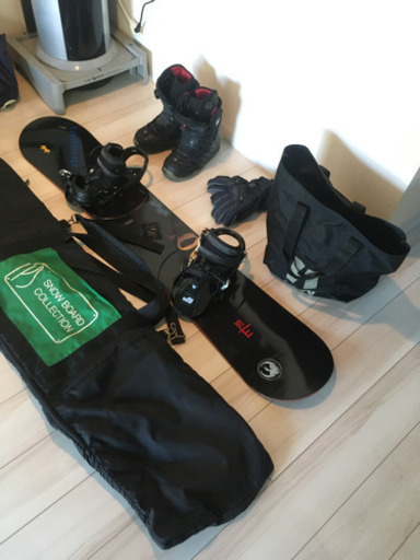 【中古品】スノーボード、ブーツ、手袋セット