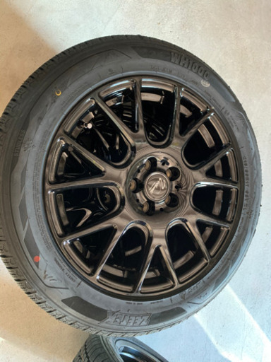 【新品】スタッドレスタイヤ 215/55R17