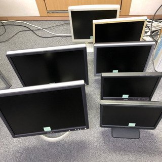古いPC液晶モニター差し上げます