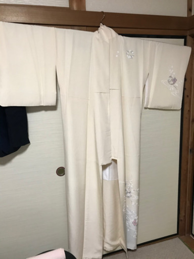 訪問着　未着用　クリーム色