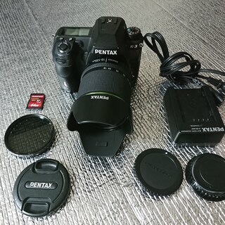 デジタル一眼レフカメラ PENTAX K-3 ボディとレンズ PENTAX DA 18-135mm F3.5-5.6ED AL(IF)DC WRのセット