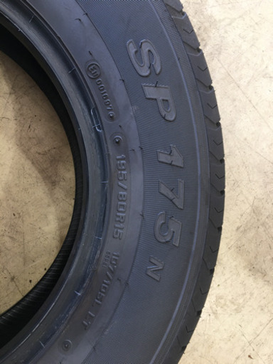 195/80R15  新車外し　ハイエースやキャラバン等　