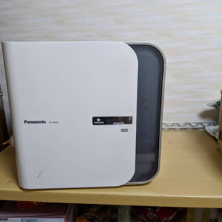 Panasonic製　加湿器　2009年式