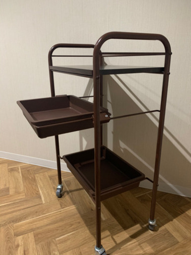 美品【持ち帰り限定】　キャスター付きワゴン（三段）