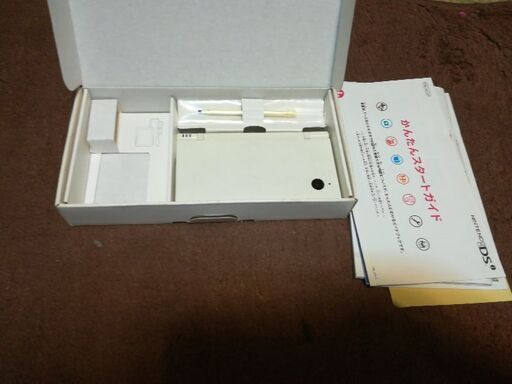 任天堂　ＤＳ i ホワイト　動作品