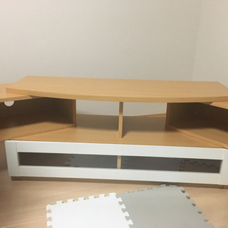 テレビラック