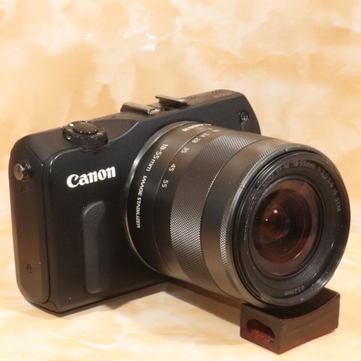 ★美品級＆WifiSDでスマホ転送★キャノン EOS M レンズキット