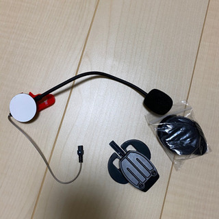 インカムの部品