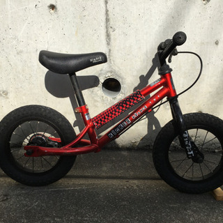 キッカーアバンス　ストライダー　バランスバイク　ブレーキ付きの画像