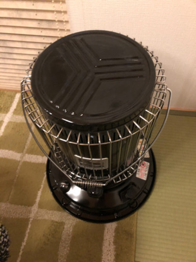 トヨトミ  対流型ストーブ　2018年製　KS-67H 限定ブラック