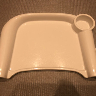 イングリッシ-ナ　テーブルチェア　専用トレー付きの画像