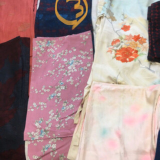 👘お着物、大振袖、カーディガン 、ジュバンなどの画像