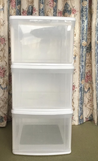 プラスティック収納ケース　3段　美品