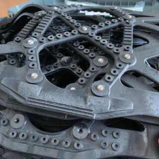 【中古美品】QE16 カーメイト バイアスロン 非金属チェーンの画像