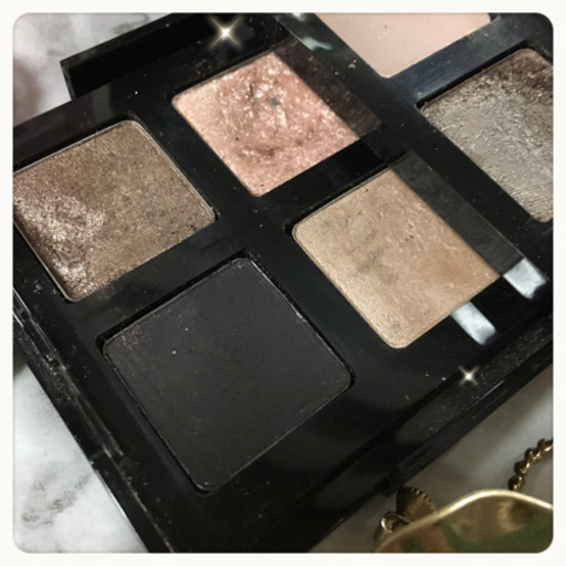 ご購入者様決定【BOBBI BROWN】Smokey Nudes Eye Palette 8色