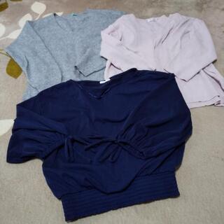 ニット、カットソー