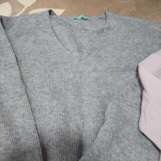 ニット、カットソーの画像