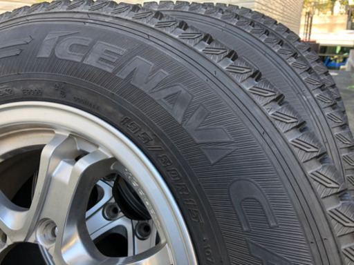 スタッドレス&アルミ4本セット195/80R15ハイエース