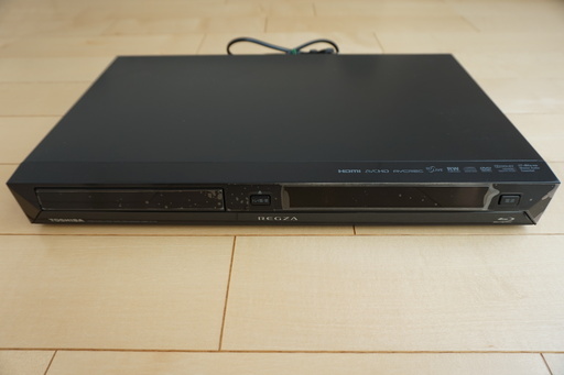 東芝製ブルーレイＨＤＤレコーダー　2番組同時録画可能　ＤＢＲ－Ｚ１１０
