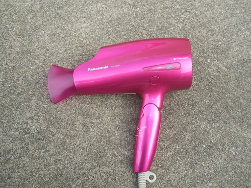 Panasonic　ヘアードライヤー　ナノケア　ナノイー　EH-NA93　ピンク