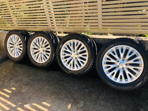 値下げしました‼︎［日産純正品]シーマ.フーガ、スタッドレスタイヤ