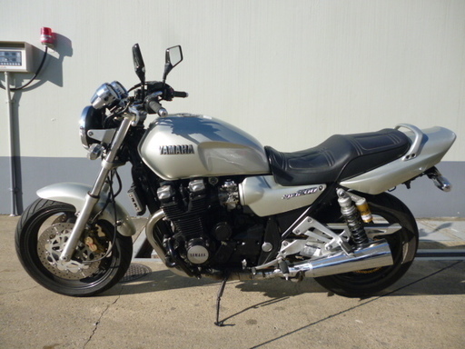ヤマハＸＪＲ１２００（４ＫＧ）シルバー実働　車検令和３年７月まで
