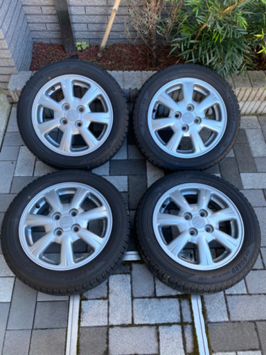 スタッドレスタイヤ＆ダイハツ純正ホイールセット