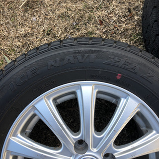 国産スタッドレスタイヤホイールセット 4本の画像